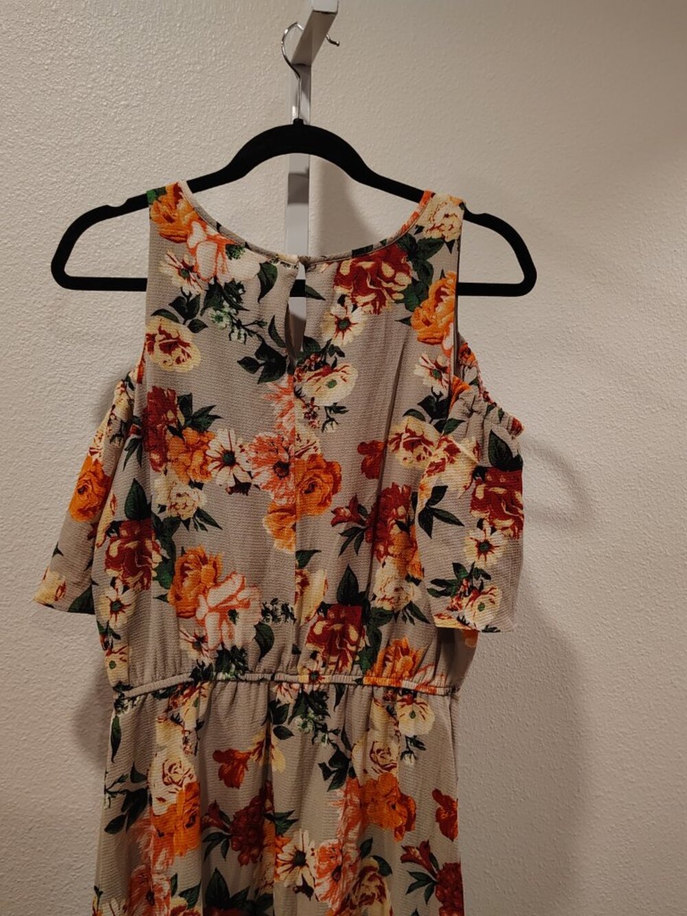 Apt. 9 Women's Floral High Low Dress Size Medium Cold Shoulder Polyester NWT - Picture 9 of 11
